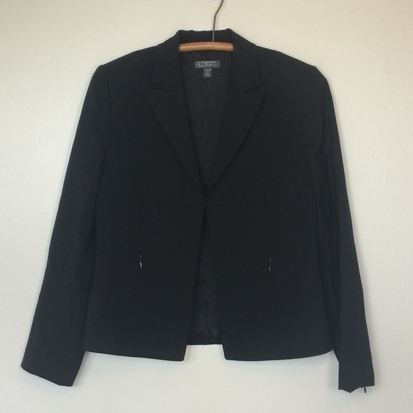 CLASSIQUES ENTIER Petite Black Blazer 6P EUC - Picture 1 of 8